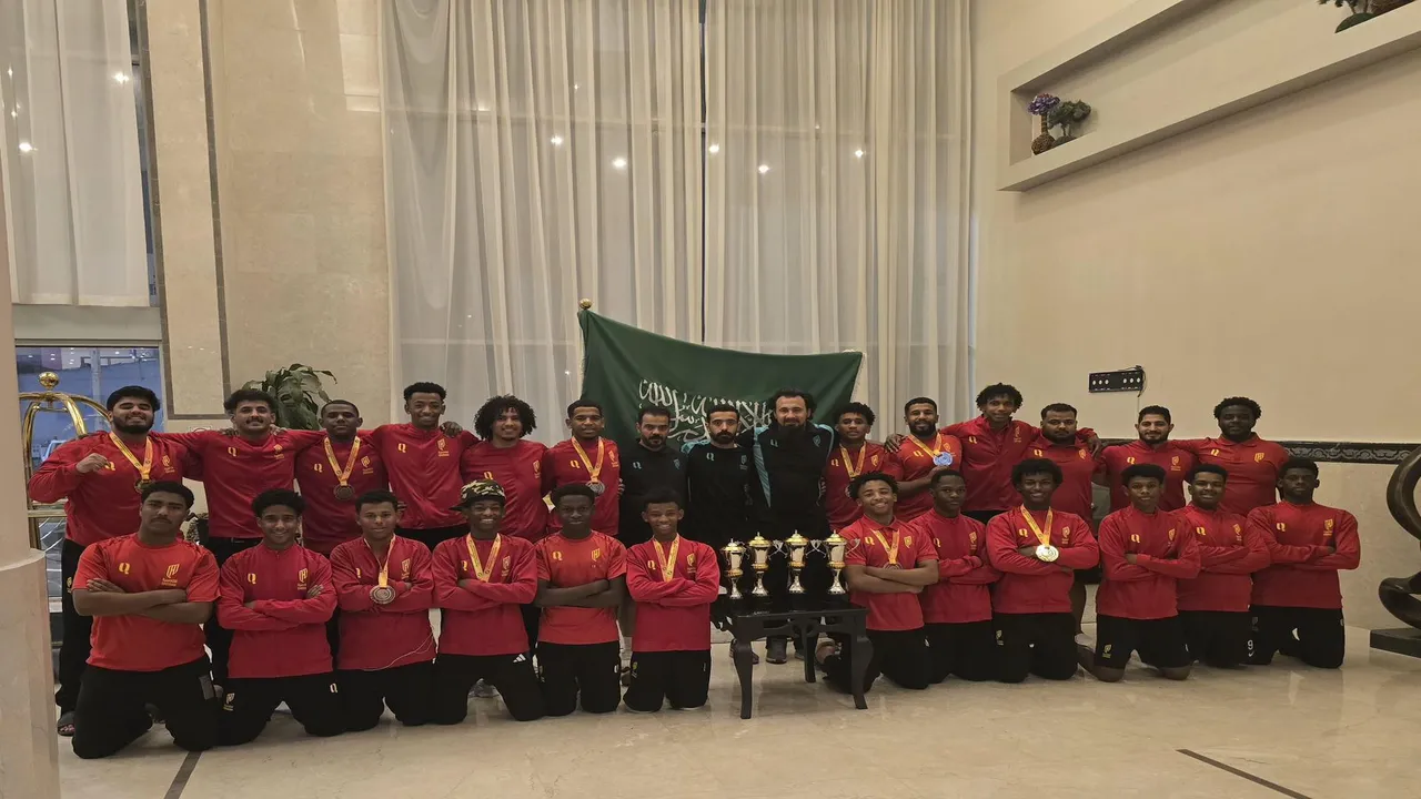 10 ميداليات.. القادسية يحصد المركز الثاني في بطولة المصارعة الشاطئية